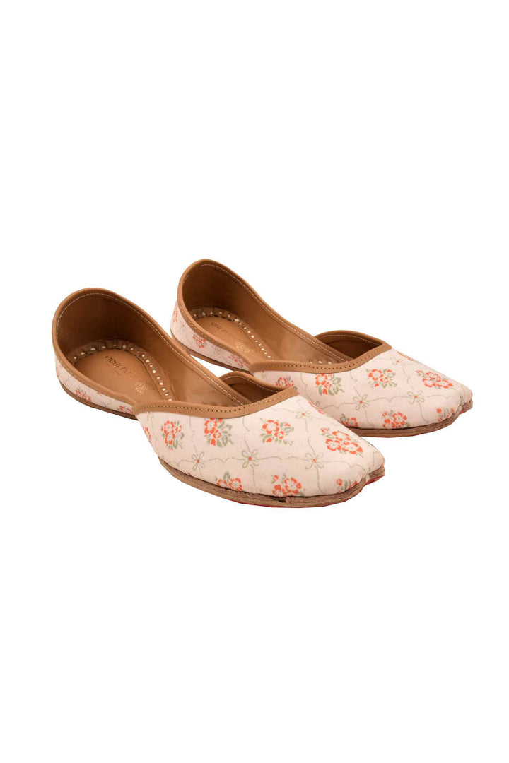 Pale Pink and orange printed Jutti