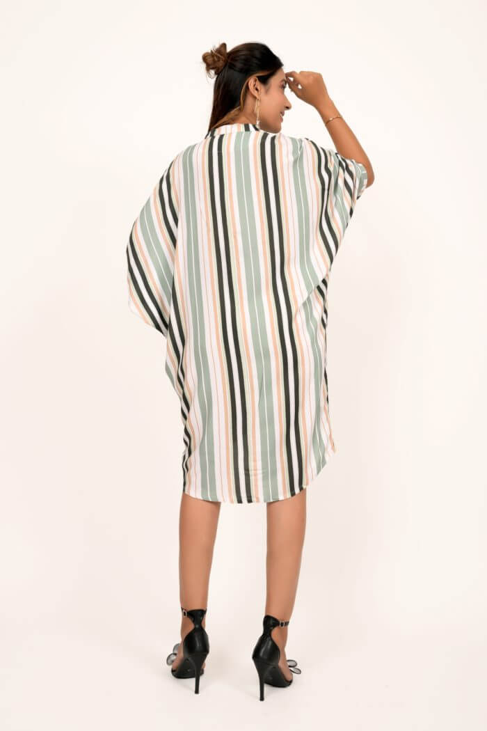 Black And Green Multi Striped High Low Antifit Top