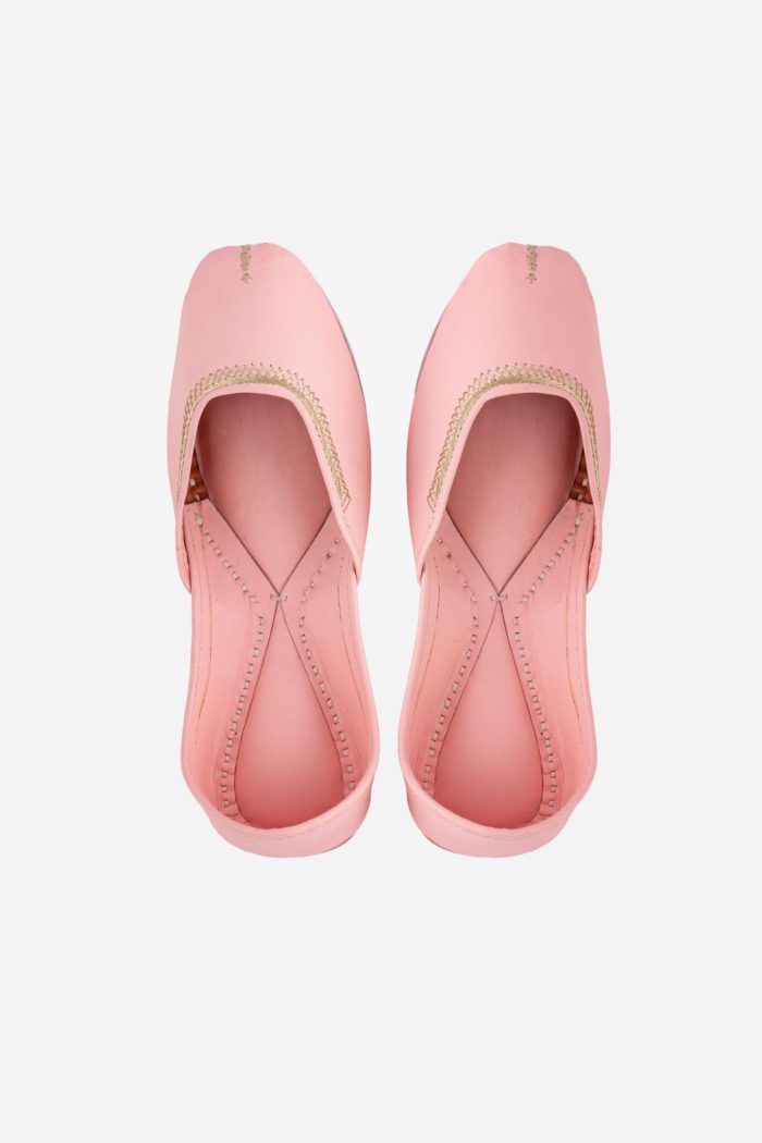 Plain Pink Juttis