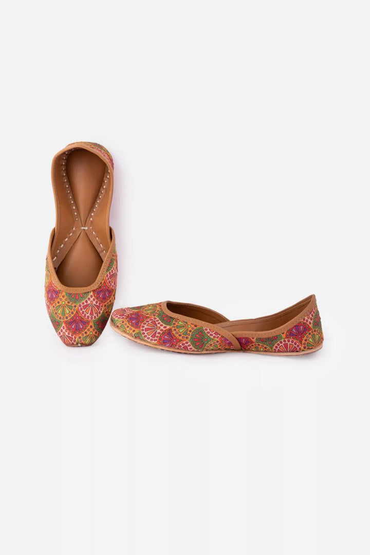 Multicolored Juttis with Zari Border