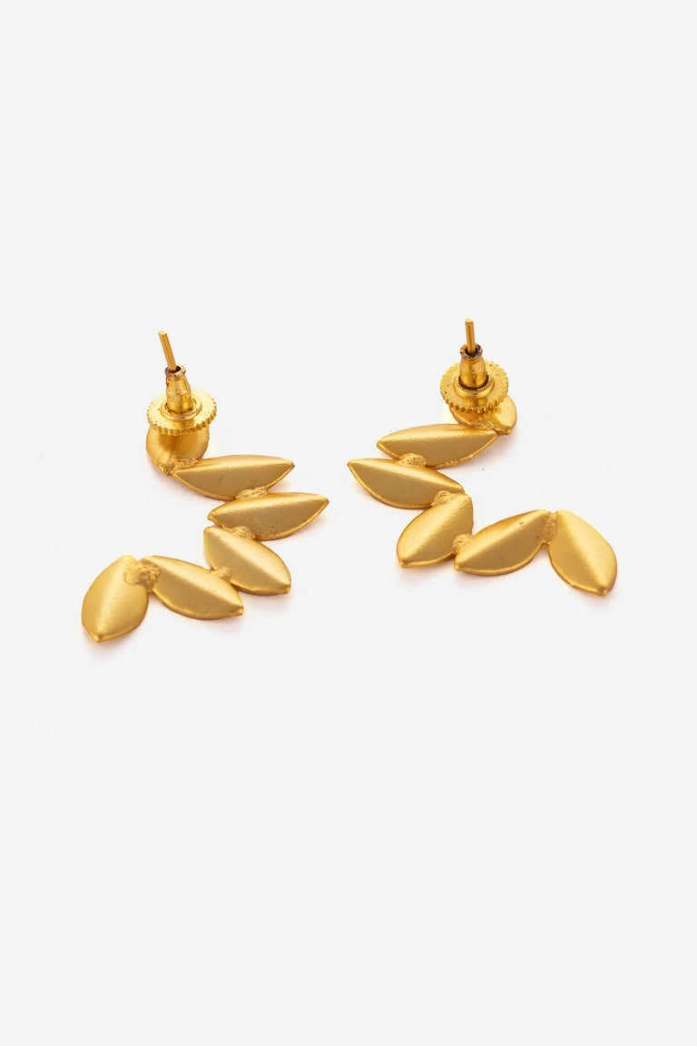 Party Wear Golden Leaves Dangler