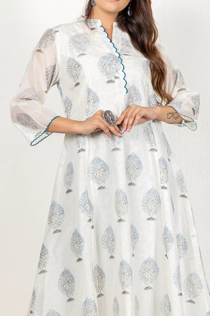 Off-White With Blue Chanderi Kurta