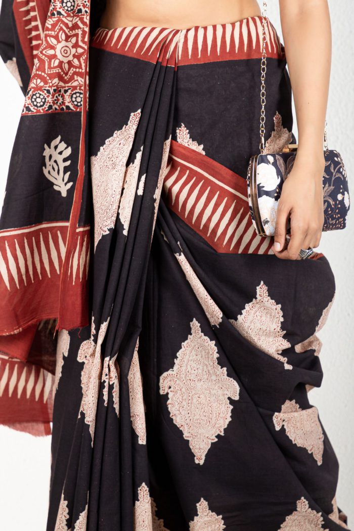 Maroon And Black Mulmul Saree