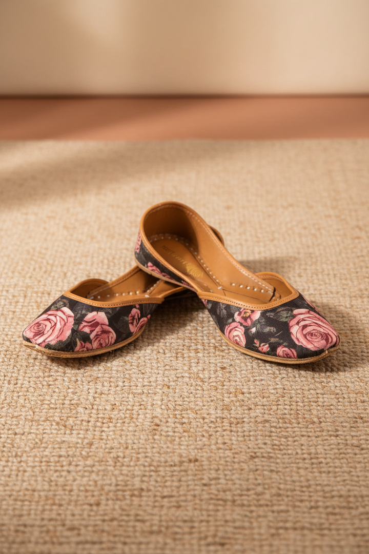 Black and apink Floral Printed Jutti