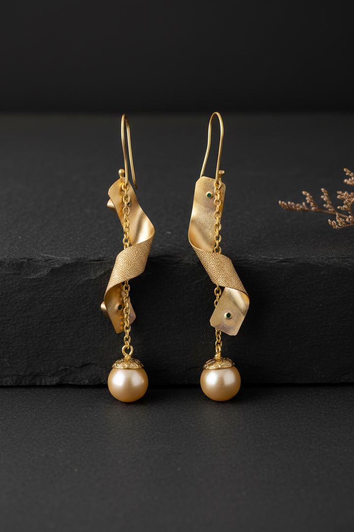Exquisite Stone Setting Spiral Earring