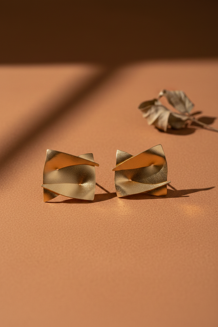 Geometric Shape Golden Lightweight Earring