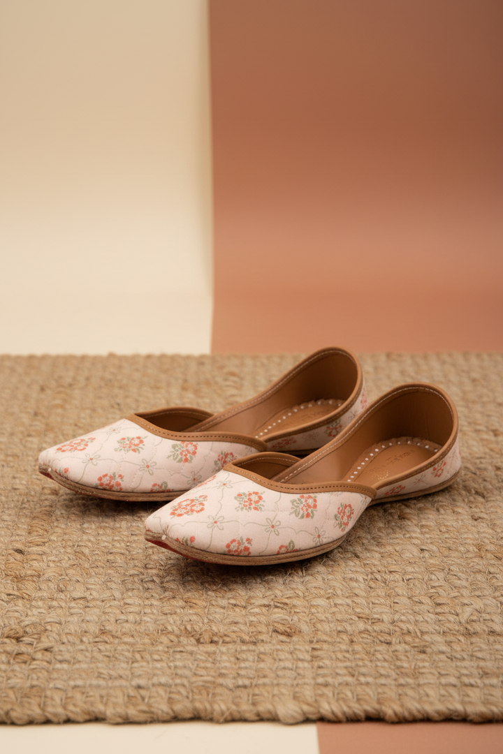 Pale Pink and orange printed Jutti