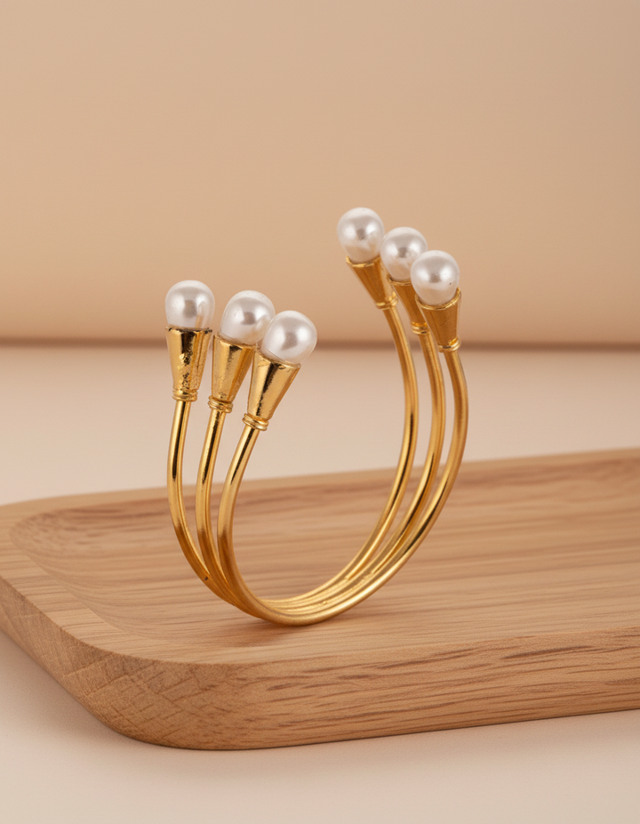 Layered Synthetic Pearl Handcuff