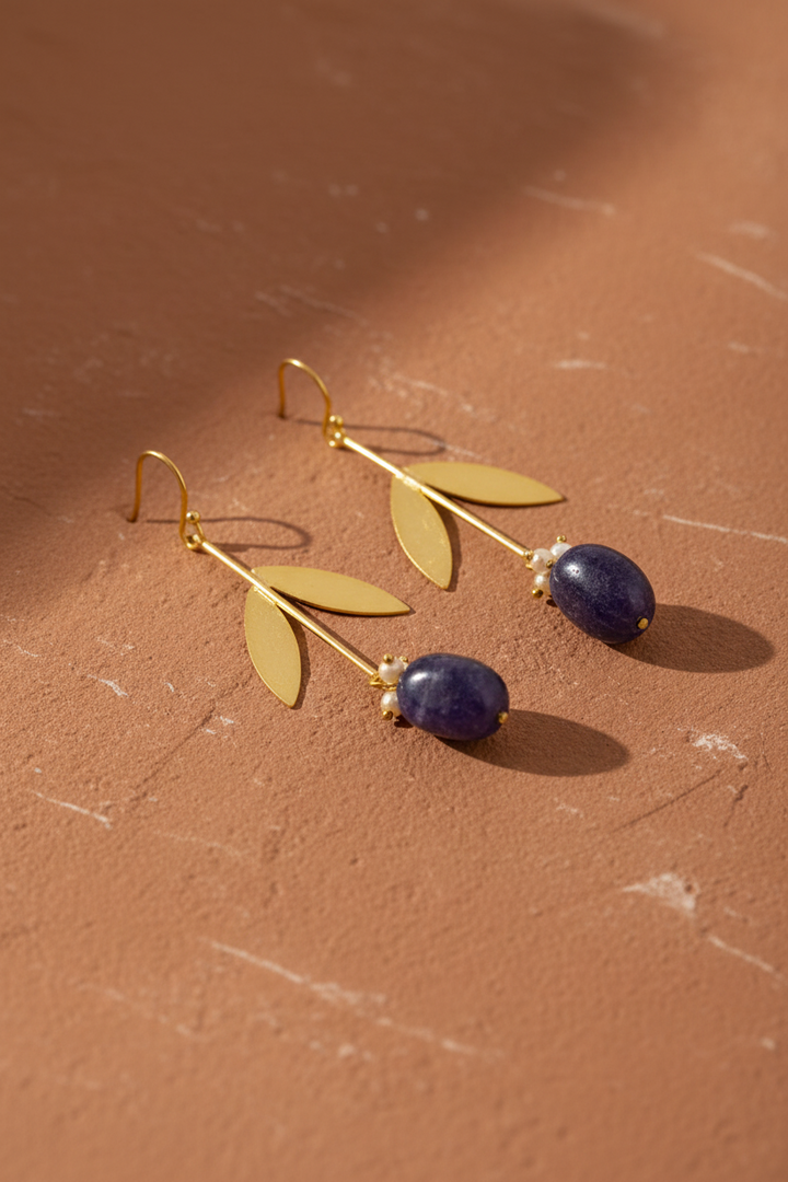 Tropical Leaf Blue Stone Danglers